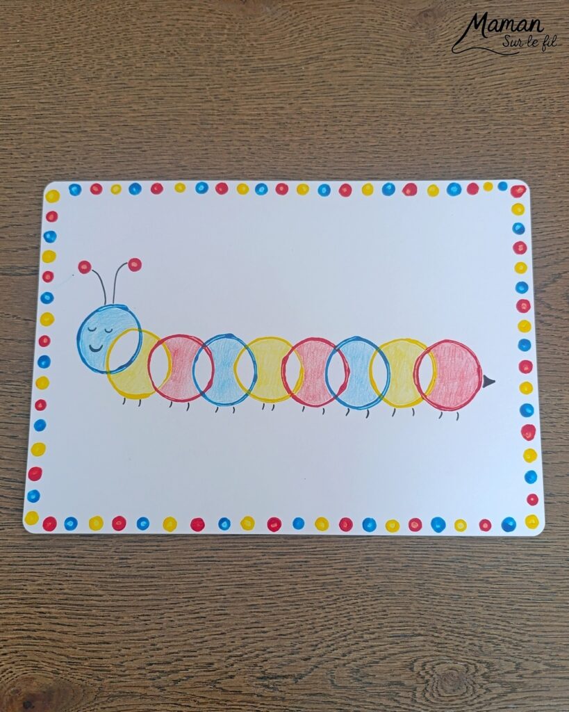 Peindre une petite chenille autour du mélange de couleurs : activité créative, peinture et manuelle enfants - Travail autour des couleurs primaires et secondaires et du mélange de couleurs primaires - Technique de peinture aux cotons-tiges et aux rouleaux de PQ en carton (papier toilette) - Ronds et cercles - Coloriage aux crayons de couleur - Bricolage sympa et facile - Thème insectes et autres petites bêtes, nature, printemps - Bricolage et décoration sympa et facile - Arts visuels maternelle et élémentaire - Cycles 1 et 2 - Créativité - tutoriel photos - mslf