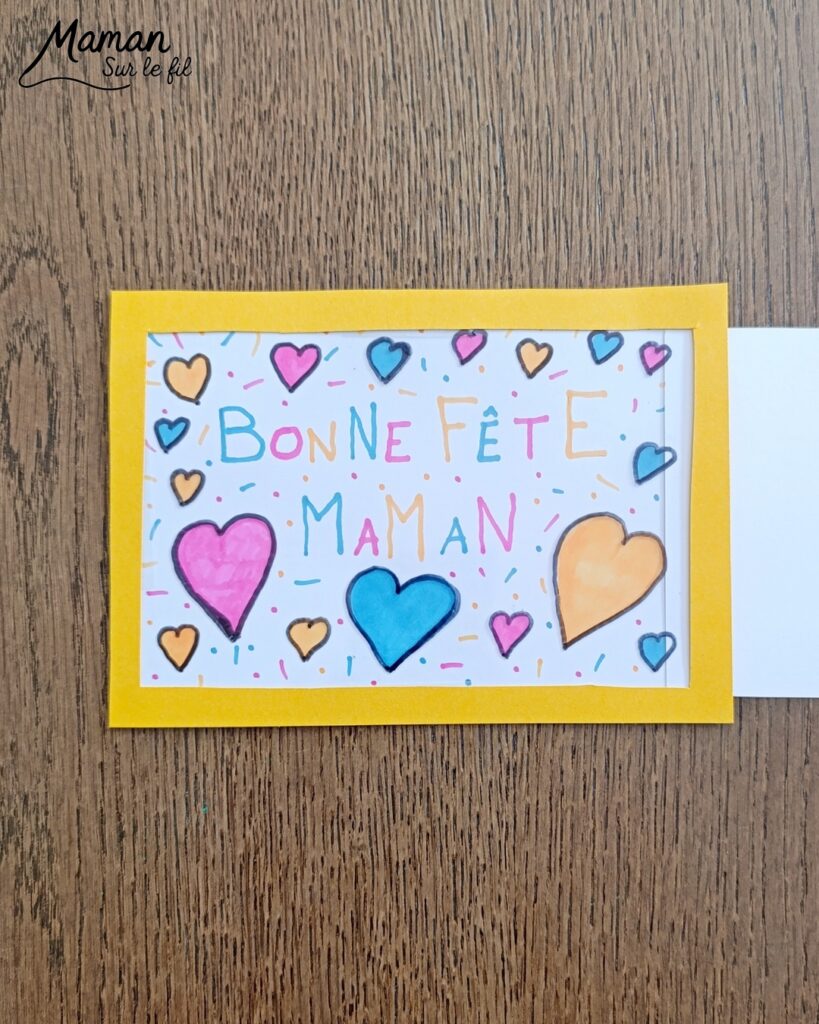 Créer une carte magique pour la fête des mères : activité créative, dessin et manuelle enfants - Carte surprise avec message et couleurs qui apparaissent quand on tire sur une feuille - Cadeau DIY Fait maison à offrir pour la fête des mères, grands-mères, pères, grands-pères - Magie et technique ludique - Carte colorée, joyeuse pour la fête des mères ou des pères - Cadeau DIY - Décoration DIY Fait maison - Arts visuels et Bricolage facile - Thème amour, amitié, Saint Valentin, fête des grands-mères, mères, grands-pères, pères - Bricolage et décoration sympa et facile - Arts visuels maternelle et élémentaire - Cycles 1 et 2 - Créativité - tutoriel photos et vidéo - mslf