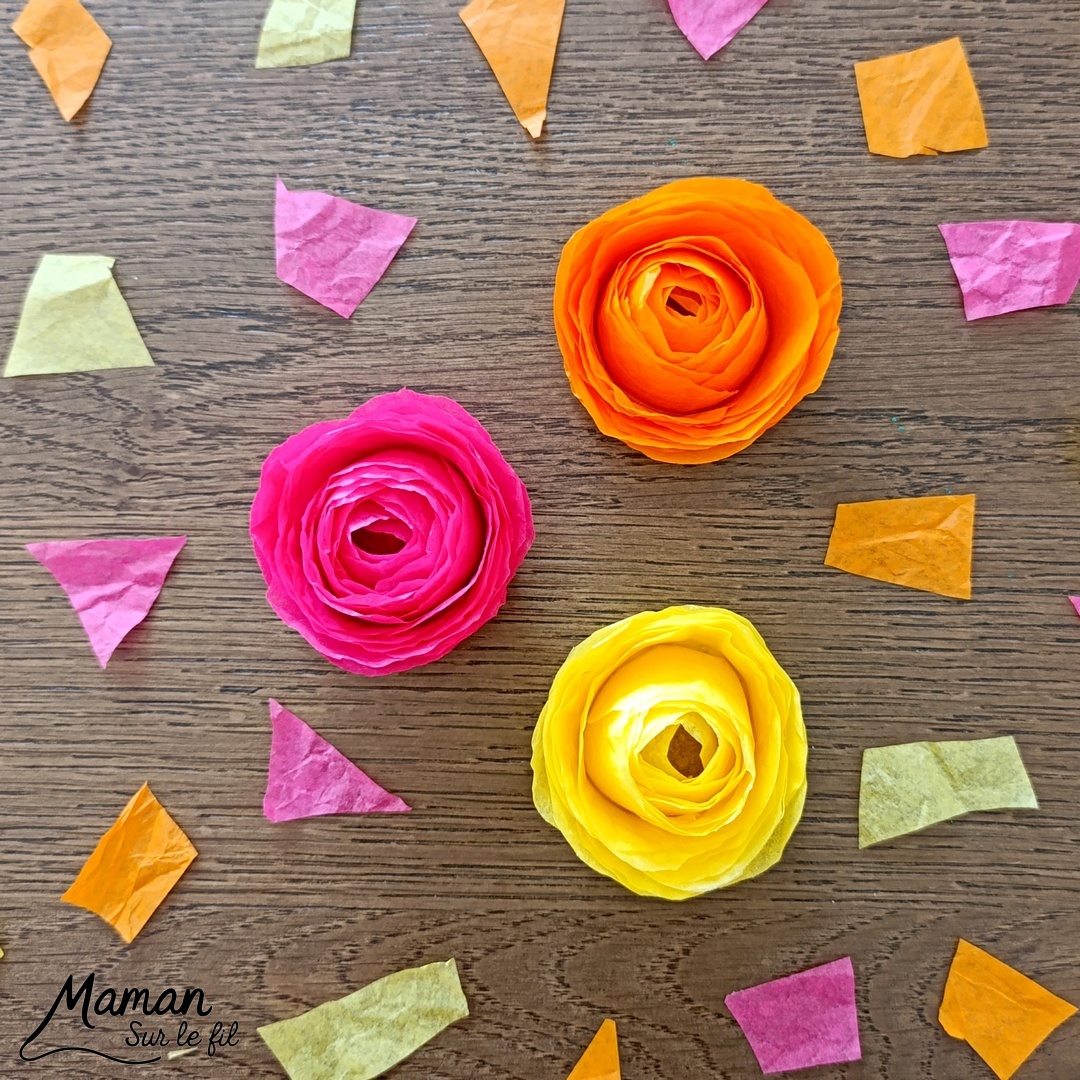 Fabriquer des roses à offrir pour la fête des mères avec des cercles de papier de soie : activité créative, récup' et manuelle enfants - Recyclage, surcyclage de papiers de soie pour la fleur et de rouleaux de papier toilette PQ en carton pour le support - Géométrie et cercles - Découpage et collage Cadeau DIY - Décoration DIY Fait maison - Arts visuels et Bricolage facile - Thème fleurs, nature, printemps, jardin, fête des grands-mères, mères, grands-pères, pères, amour, saint-valentin - Bricolage et décoration sympa et facile - Arts visuels maternelle et élémentaire - Cycles 1 et 2 - Créativité - tutoriel photos et vidéo - mslf