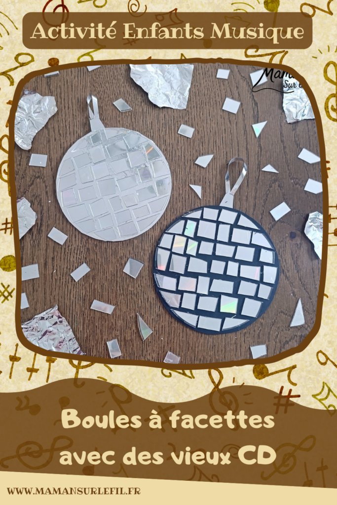 Fabriquer des boules à facettes avec des vieux CD : activité créative, récup' et manuelle enfants - Recyclage, surcyclage d'anciens compact disc (CD) abîmés - Découpage en morceaux pour le côté mosaïque - Base avec un autre CD et du papier aluminium ou noir - Collage - Bolduc argenté pour en faire une suspension - Décoration DIY Fait maison - Arts visuels et Bricolage facile - Thème fête de la musique, instruments de musique, anniversaire, jour de l'an, nouvelle année, été - Bricolage et décoration sympa et facile - Arts visuels maternelle et élémentaire - Cycles 1 et 2 - Créativité - tutoriel photos - mslf