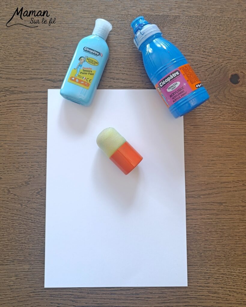 Créer une bouteille d'été et ses petits crabes : activité créative, peinture, papier et manuelle enfants - Peinture aux tampons en camaïeu de bleu - Papier déchiré pour les vagues - Bouteille estivale souvenir - Découpage et collage de papier pour le sable, le bouchon et les crabes - Géométrie, cercles, compas - Dessin pour les détails - Décoration DIY Fait maison - Arts visuels et Bricolage facile - Thème animaux marins, mer, océans, plage, été, vacances - Bricolage et décoration sympa et facile - Arts visuels maternelle et élémentaire - Cycles 1 et 2 - Créativité - tutoriel photos - mslf