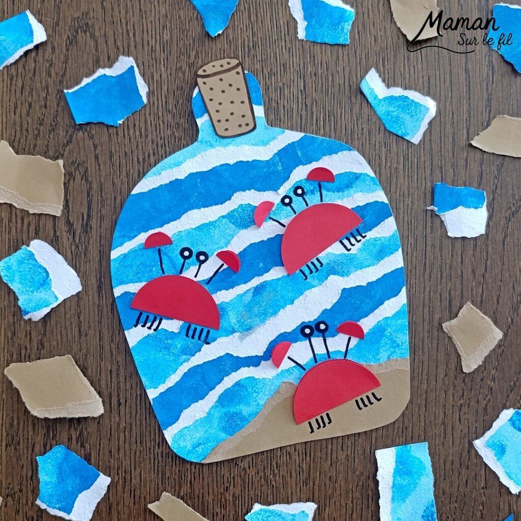 Créer une bouteille d'été et ses petits crabes : activité créative, peinture, papier et manuelle enfants - Peinture aux tampons en camaïeu de bleu - Papier déchiré pour les vagues - Bouteille estivale souvenir - Découpage et collage de papier pour le sable, le bouchon et les crabes - Géométrie, cercles, compas - Dessin pour les détails - Décoration DIY Fait maison - Arts visuels et Bricolage facile - Thème animaux marins, mer, océans, plage, été, vacances - Bricolage et décoration sympa et facile - Arts visuels maternelle et élémentaire - Cycles 1 et 2 - Créativité - tutoriel photos - mslf