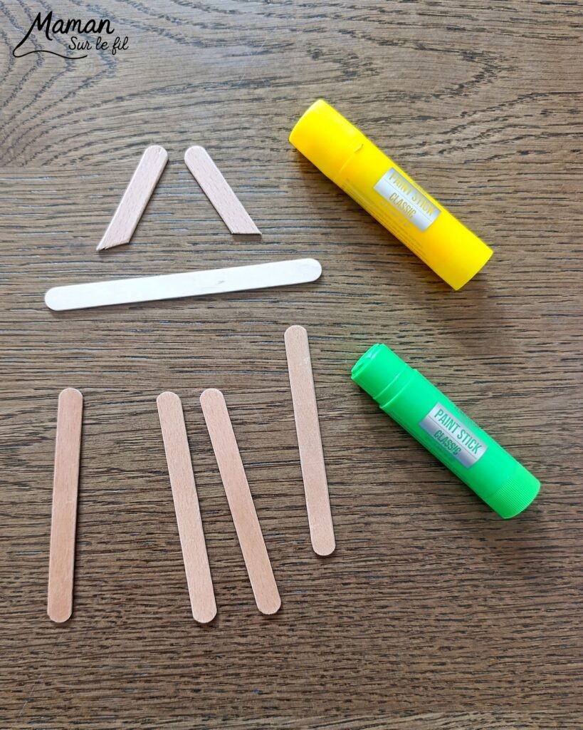 Fabriquer des cactus mexicains en récup' de bâtonnets de glace : activité créative et manuelle enfants - Recyclage, surcyclage de bâtonnets de glace en bois - Peinture avec gouache en stick - Bricolage, dessins, graphismes - Décoration DIY Fait maison - Arts visuels et Bricolage facile - Thème autour du monde, Amérique du Sud, Mexique, désert, été, vacances - Bricolage et décoration sympa et facile - Arts visuels maternelle et élémentaire - Cycles 1 et 2 - Créativité - tutoriel photos et vidéo - mslf