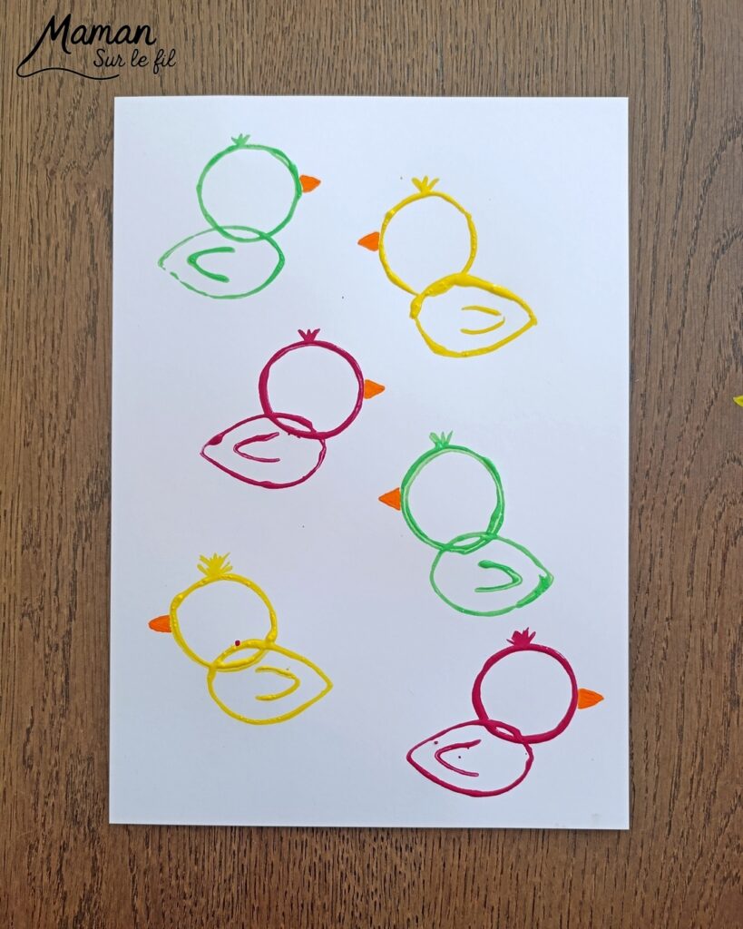 Peindre des petits canards avec des rouleaux de PQ en carton : activité créative, récup', peinture et manuelle enfants - Recyclage, surcyclage de rouleaux de papier toilette en carton - Peinture, coloriage et dessin - Crayons de couleur et gommettes pour les yeux - Arts visuels et Bricolage facile - Thème animaux de la ferme, campagne, oiseaux - Bricolage et décoration sympa et facile - Arts visuels maternelle et élémentaire - Cycles 1 et 2 - Créativité - tutoriel photos - mslf