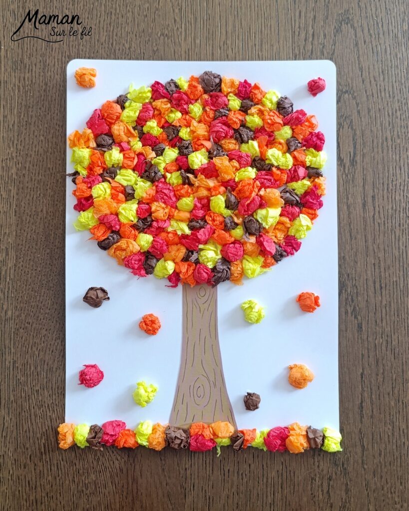 Créer un arbre d'automne en papier de soie froissé et présentation de l'agenda de la nature du jardin 2027 Salamandre : activité créative, collage et manuelle et lecture enfants - Motricité fine pour créer les boules en froissant le papier de soie (ou le papier crépon) - Récup', recyclage, surcyclage de papier de soie des colis - Découpage, collage, dessin - Avis sur le nouvel agenda de la nature au jardin Salamandre 2027 - Plein de petites informations et astuces - parfaits pour 4 à 99 ans, amoureux de la nature et des animaux - Maternelle, Primaire, collège, lycée, adultes - Complet et qualitatif - Jolies illustrations - Bricolage et décoration DIY et facile - Bricolage Fait maison, décoration - Thème Forêts, Arbres, automne, animaux, nature - Bricolage sympa et facile - Arts visuels Maternelle et cycle 2 - Maternelle et élémentaire - Créativité et lecture jeunesse - Cycle 1 ou 2 - tutoriel photos et vidéo - mslf
