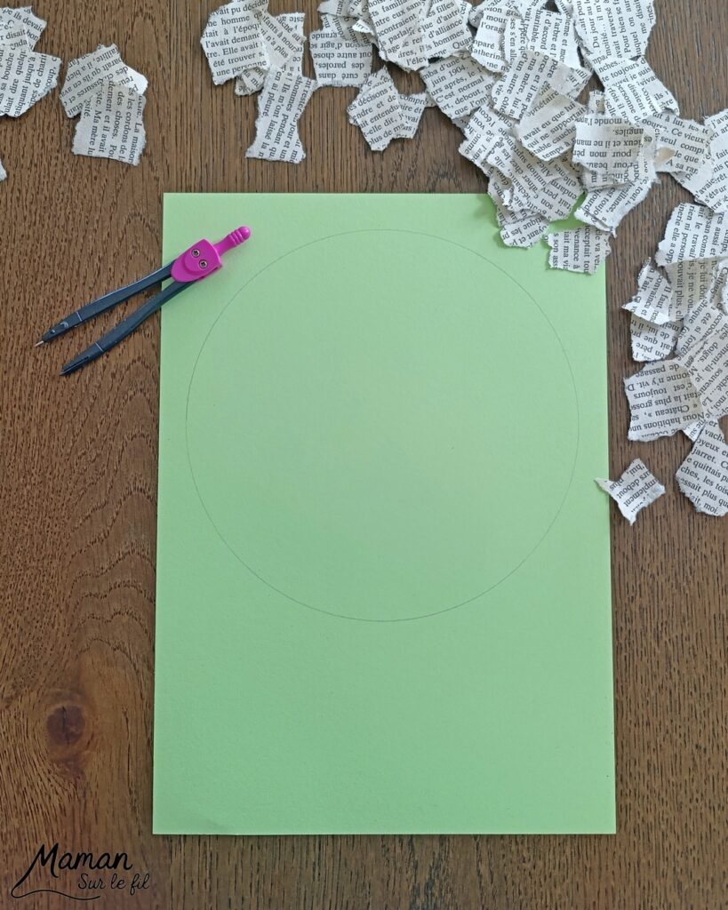 Créer un mouton en pages de livre déchirées : activité créative, récup' et manuelle enfants - Recyclage, surcyclage de vieux livres abîmés - Déchirage, découpage, collage de papier - Graphismes et dessin - Arts visuels et Bricolage facile - Thème animaux de la ferme, campagne - Bricolage et décoration sympa et facile - Arts visuels maternelle et élémentaire - Cycles 1 et 2 - Créativité - tutoriel photos - mslf