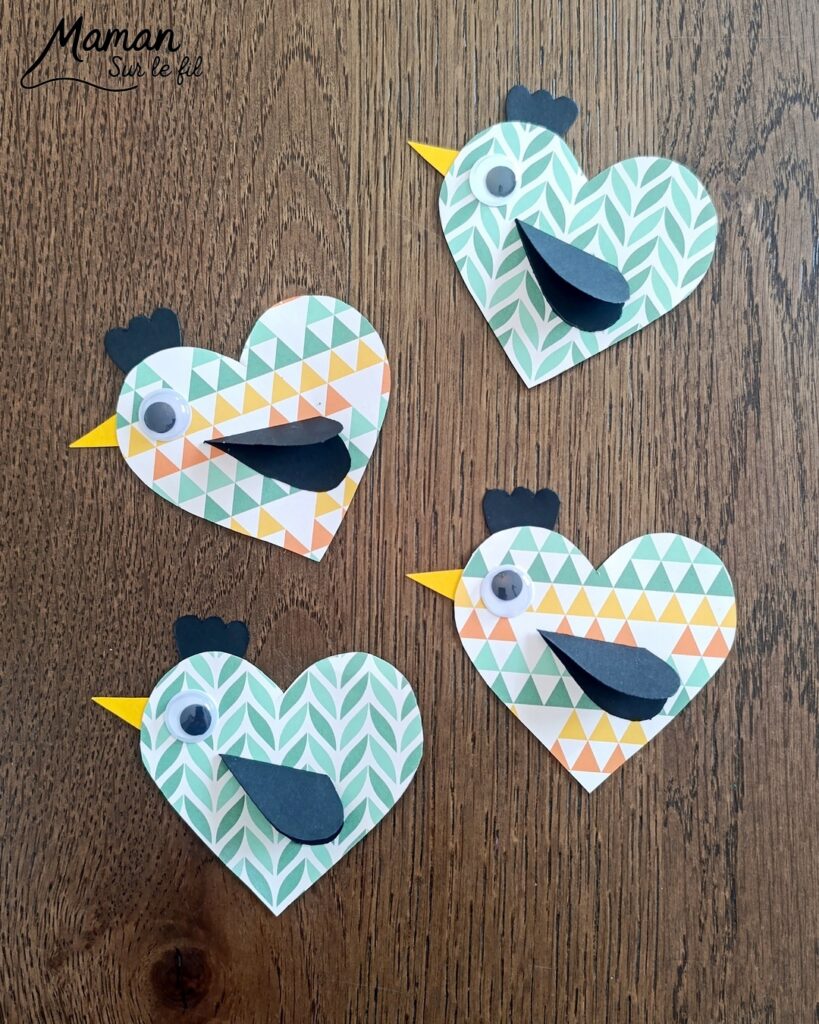 Créer des poules Coeurs avec du papier à motifs : activité créative, papier et manuelle enfants - Bricolage mignon - Découpage, collage de papier - Formes de coeur pour honorer l'amour - Couleurs automnales - Yeux mobiles - Arts visuels et Bricolage facile - Thème animaux de la ferme, campagne, pâques, oiseaux, saint-valentin, amour, amitié, automne - Bricolage et décoration sympa et facile - Arts visuels maternelle et élémentaire - Cycles 1 et 2 - Créativité - tutoriel photos et vidéo - mslf