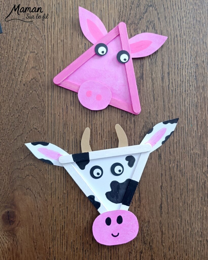 Créer un cochon et une vache en triangle de bâtonnets de glace en bois : activité créative, récup' et manuelle enfants - Recyclage, surcyclage de bâtonnets de glace en bois - Peinture avec gouache en stick - Découpage et collage de papier pour les détails - Dessins noirs - Arts visuels et Bricolage facile - Thème animaux de la ferme, campagne, cochons, vaches - Bricolage et décoration sympa et facile - Arts visuels maternelle et élémentaire - Cycles 1 et 2 - Créativité - tutoriel photos - mslf