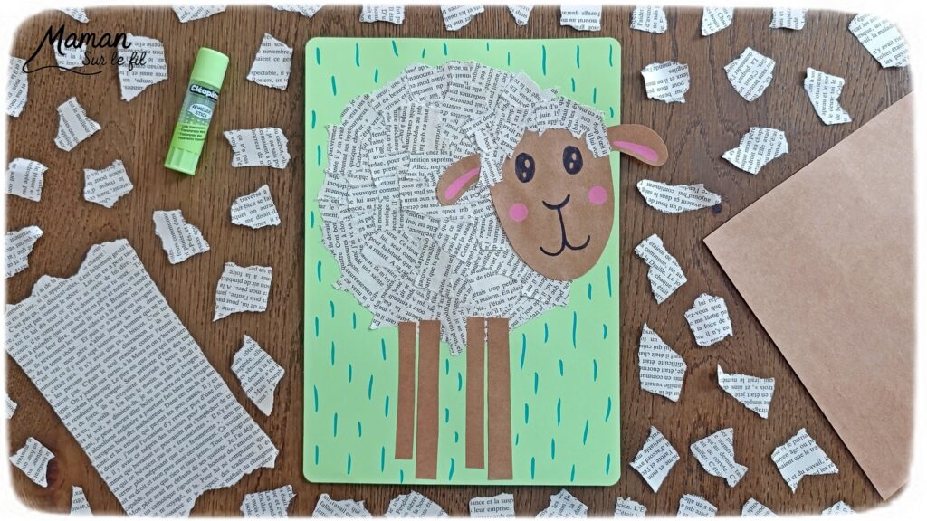 Créer un mouton en pages de livre déchirées : activité créative, récup' et manuelle enfants - Recyclage, surcyclage de vieux livres abîmés - Déchirage, découpage, collage de papier - Graphismes et dessin - Arts visuels et Bricolage facile - Thème animaux de la ferme, campagne - Bricolage et décoration sympa et facile - Arts visuels maternelle et élémentaire - Cycles 1 et 2 - Créativité - tutoriel photos - mslf